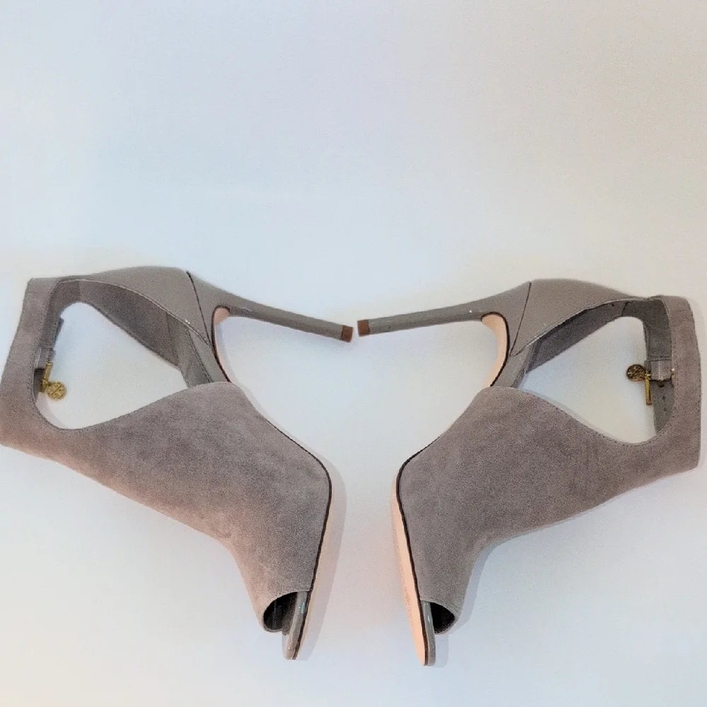 Tory Burch Gray Suede Ashton Bootie Heel Shoes size 5M - Picture 14 of 15